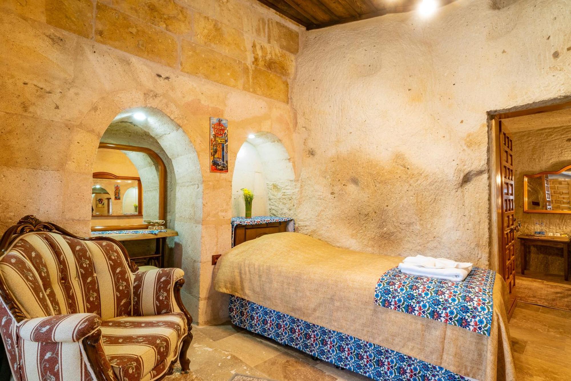 Cappadocia Inans Cave & Swimming Pool Hot Hotel Nevşehir Bagian luar foto