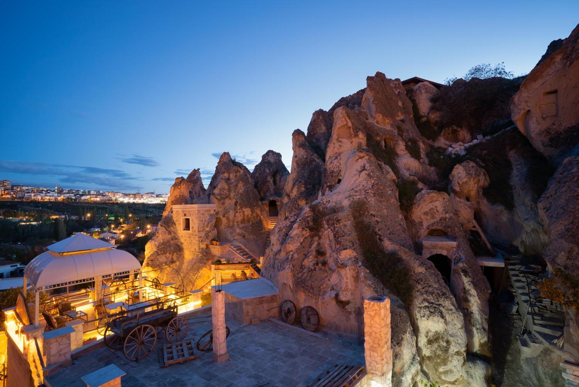 Cappadocia Inans Cave & Swimming Pool Hot Hotel Nevşehir Bagian luar foto