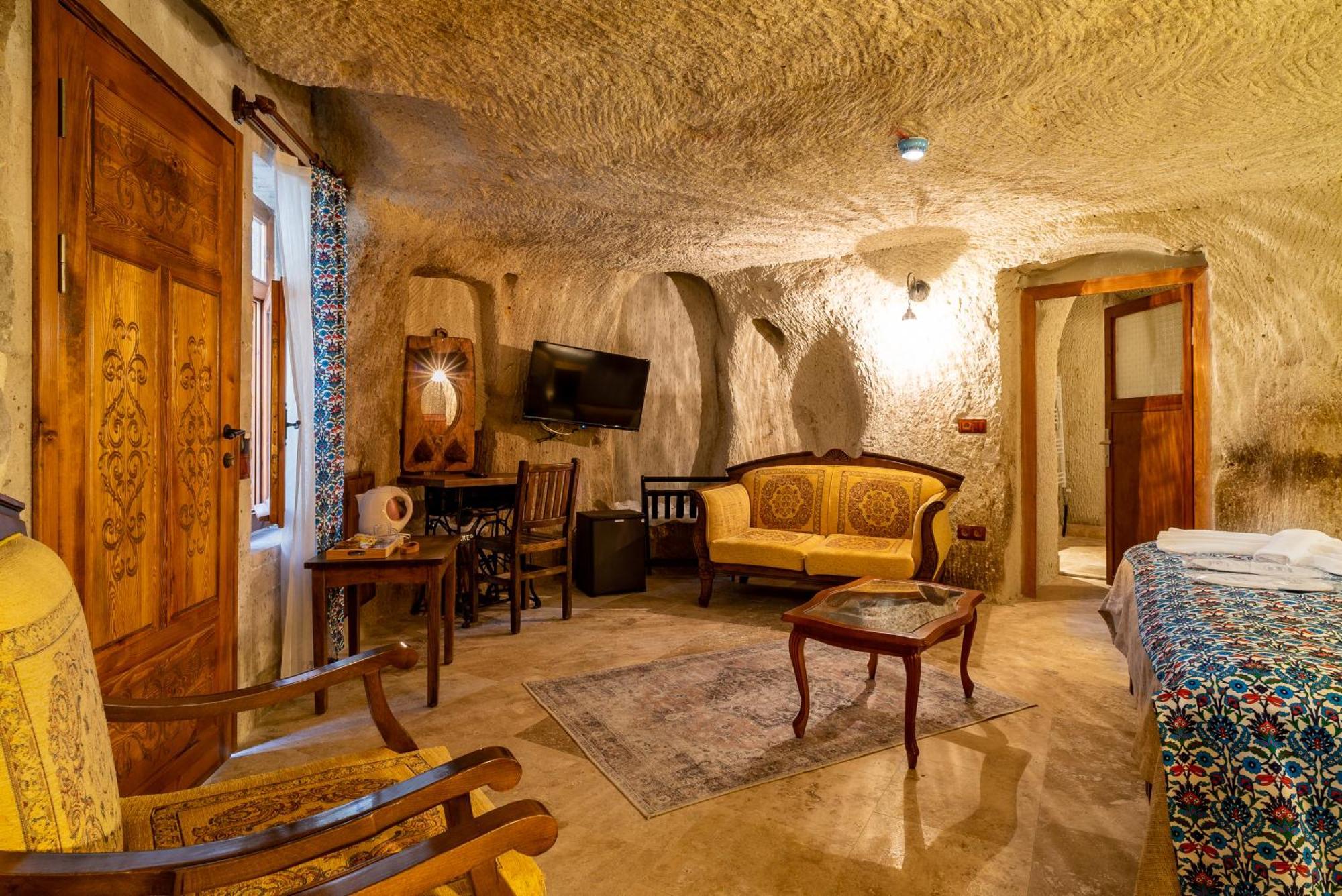 Cappadocia Inans Cave & Swimming Pool Hot Hotel Nevşehir Bagian luar foto