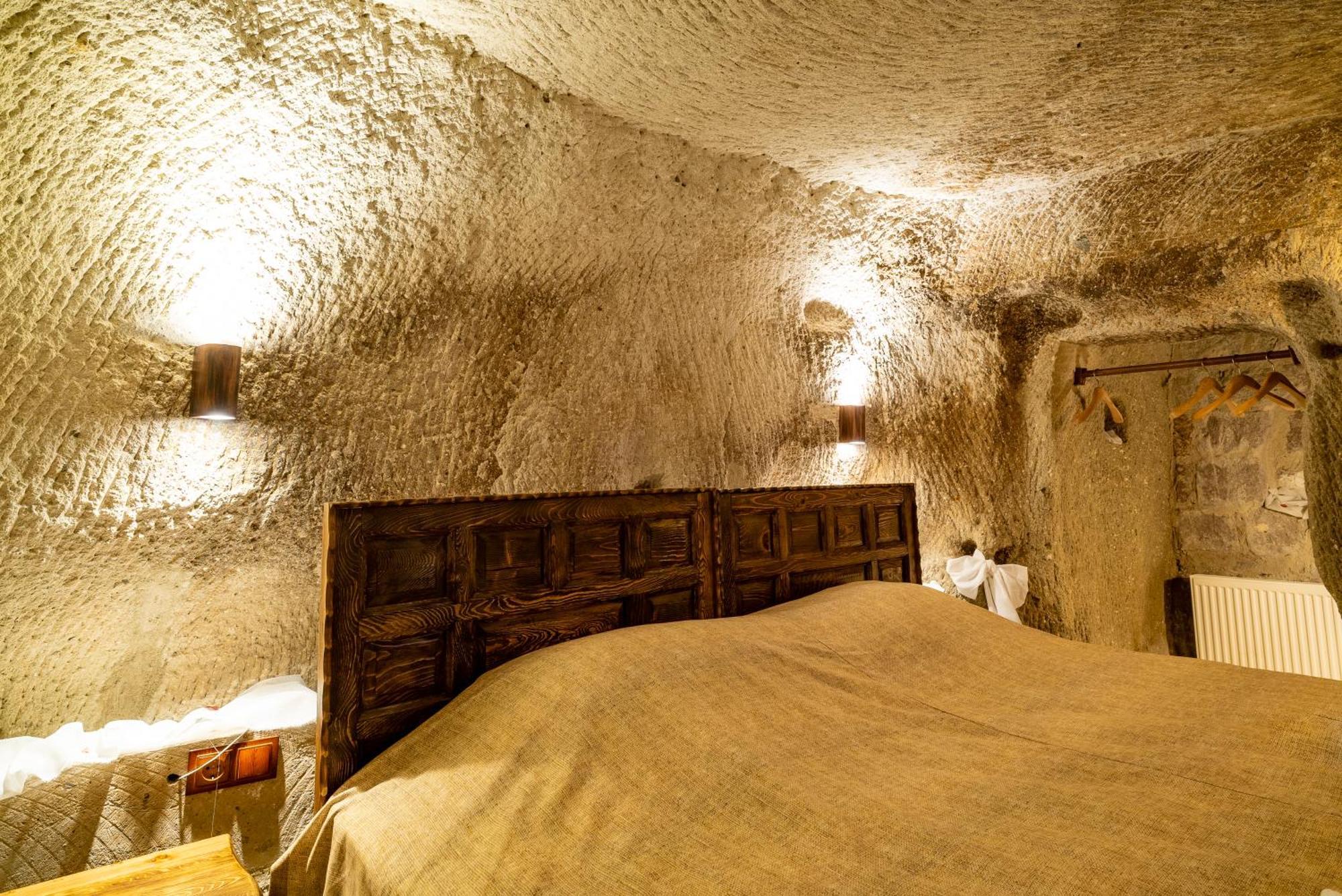 Cappadocia Inans Cave & Swimming Pool Hot Hotel Nevşehir Bagian luar foto